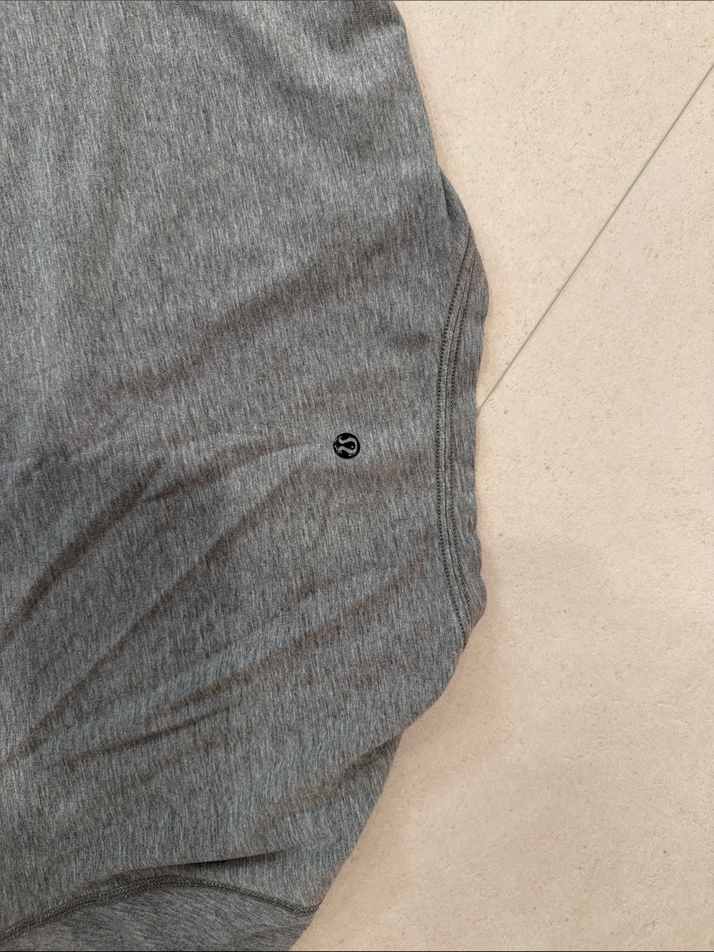 Lululemon Men's V-Neck Short Sleeve shirt - Picture 5 of 5